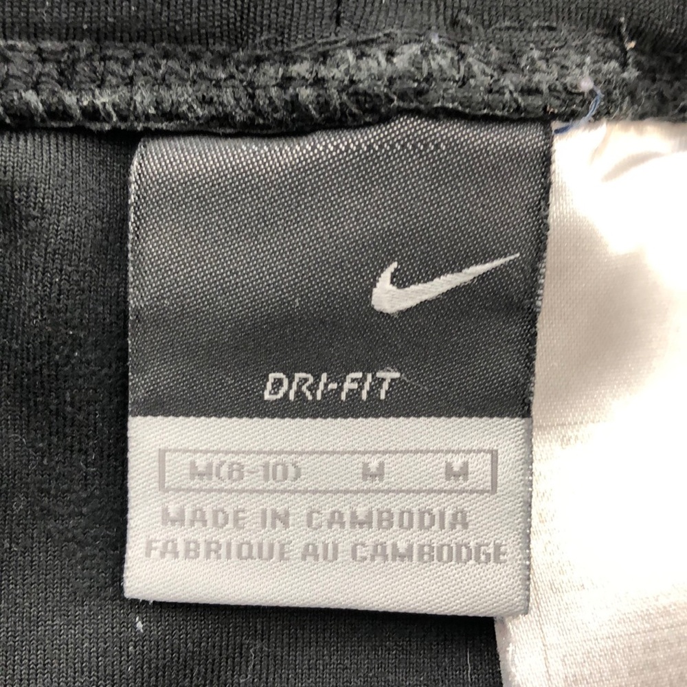 Nike Black Cropped Leggings / Athletic Pants - Picture 4 of 6